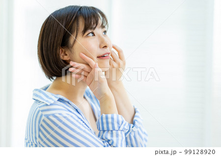 女性 ポートレート ビューティー 女性 ポートレート ビューティー 99128920