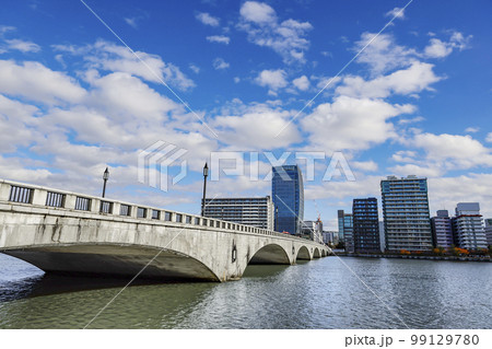 萬代橋と信濃川 99129780