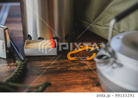 アウトドアキャンプ道具 クローズアップ撮影素材 99133291