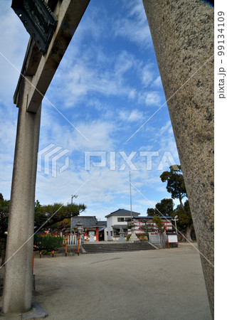 私部住吉神社(鳥居・拝殿) 【大阪府交野市】 私部住吉神社(鳥居・拝殿) 【大阪府交野市】 99134109