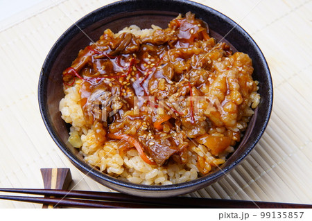 焼肉丼 カルビ 焼肉丼 カルビ 99135857