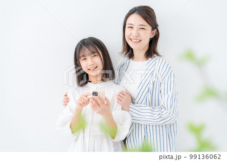 親子　スマホ　キッズ携帯 99136062