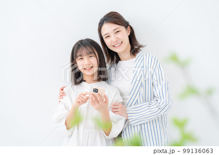 親子　スマホ　キッズ携帯 99136063