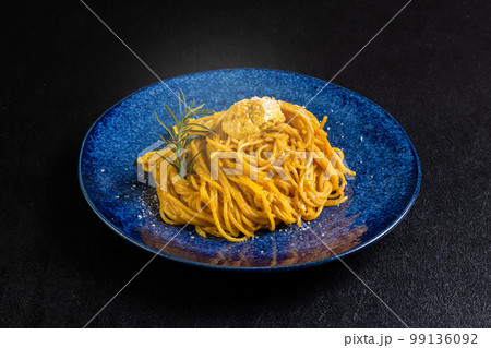 ウニのパスタ Sea urchin pasta, spaghetti photo ウニのパスタ Sea urchin pasta, spaghetti photo 99136092
