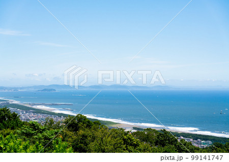 【神奈川県】湘南の街並み（7月） 99141747