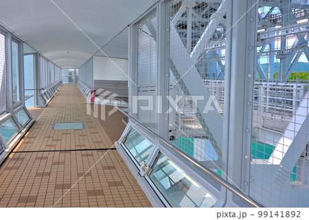 四国・鳴門海峡・大鳴門橋遊歩道・渦の道・展望室へ続く海上遊歩道と休憩所・徳島県鳴門市(1) 四国・鳴門海峡・大鳴門橋遊歩道・渦の道・展望室へ続く海上遊歩道と休憩所・徳島県鳴門市(1) 99141892