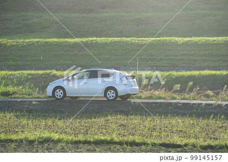 ドライブ　セダン車 99145157