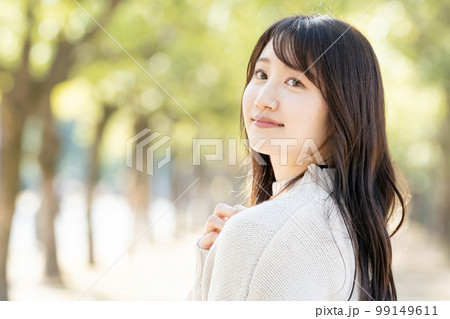 女子旅 若い女性 女子旅 若い女性 99149611