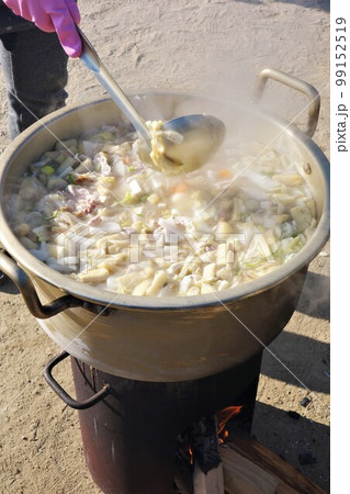 炊き出し 炊き出し 99152519