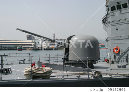 海上自衛隊艦艇の主砲 99152961