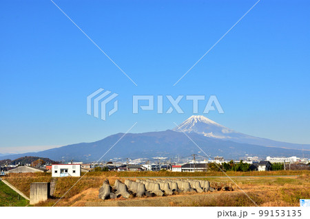 三島から見た富士山 99153135