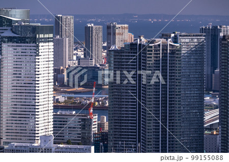 《東京都》タワーマンションが建ち並ぶ・中央区ベイエリア 《東京都》タワーマンションが建ち並ぶ・中央区ベイエリア 99155088