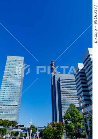 埼玉の都市風景】さいたま新都心の高層ビル群の写真素材 [99160177