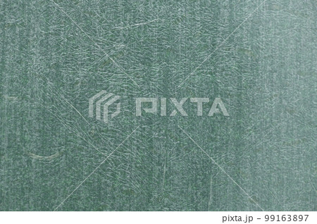 和紙と黒竹の薄膜による背景素材（老竹色） 99163897