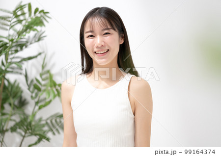 若い女性　ポートレート 99164374