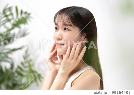 ビューティー　若い　女性 99164402