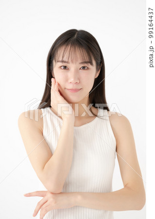 ビューティー　若い　女性 99164437