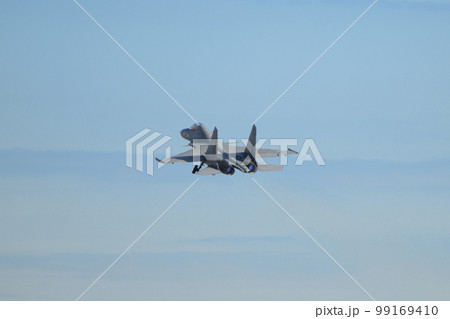 インド空軍スホーイSu-30MKI離陸 インド空軍スホーイSu-30MKI離陸 99169410