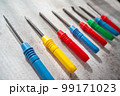 カラフルな工具 99171023