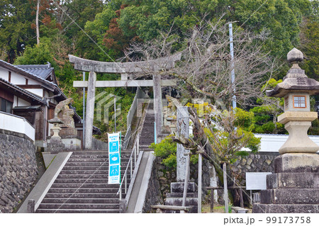 京丹後市の四辻八幡神社 99173758