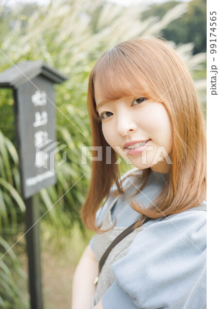 庭園ポートレート 99174565