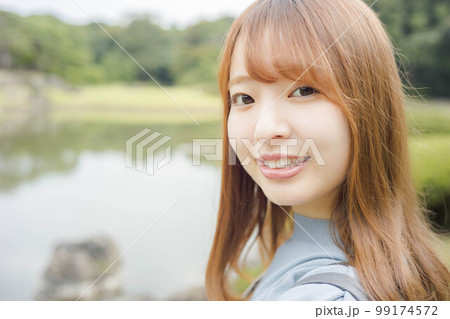 庭園ポートレート 99174572