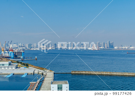 【東京の都市風景】東京ゲートブリッジからの眺望(海の森水上競技場) 【東京の都市風景】東京ゲートブリッジからの眺望(海の森水上競技場) 99177426