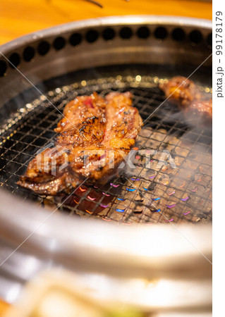 【焼肉素材】焼肉食べ放題イメージ【食べ物素材】 99178179