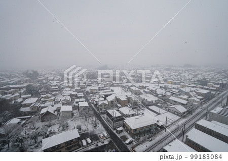 雪の日 99183084