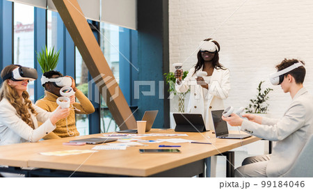 Business conference in VR in an office Business conference in VR in an office 99184046