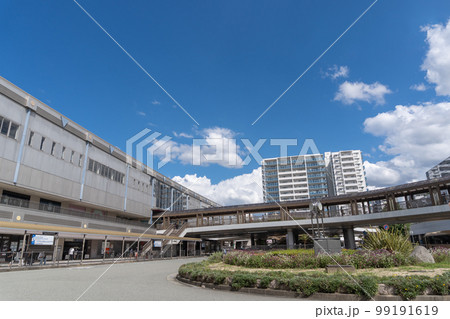 駅前風景　川西能勢口駅 99191619