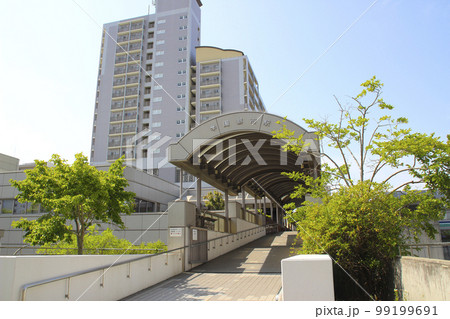 学園都市駅・西出口／兵庫県神戸市西区学園西町1丁目 99199691