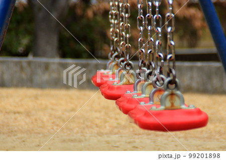 公園　遊具 99201898