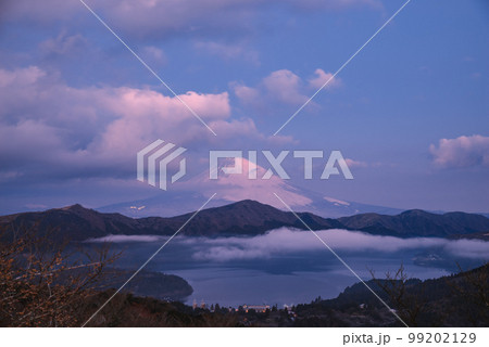 富士山と芦ノ湖 富士山と芦ノ湖 99202129