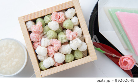 ひな祭りイメージ｜雛あられ・ひし餅・甘酒 99202649