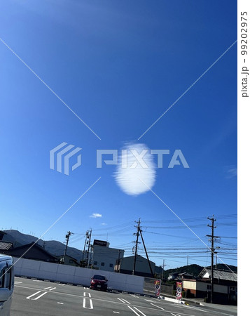 変な雲 99202975