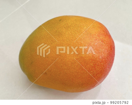 マンゴー 写真素材 マンゴー 写真素材 99205792