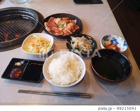 江戸川区鹿骨(篠崎)にある焼肉レストラン花炎亭の豚カルビ生姜焼ランチ 99215041