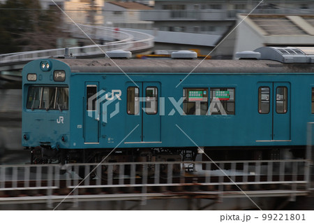 和田岬線103系（兵庫⇔和田岬） 99221801