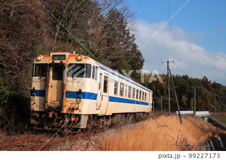 快晴のJR原田線を走るキハ40系気動車_2023/1/16撮影 99227173