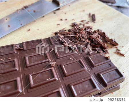 板チョコ(表)でお菓子作り1 板チョコ(表)でお菓子作り1 99228331