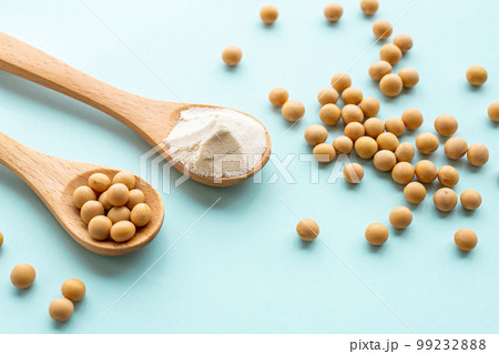 大豆プロテイン 植物性タンパク質の写真素材 大豆プロテイン 植物性タンパク質の写真素材 99232888