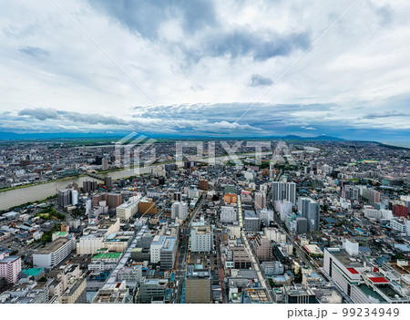 弥彦山と新潟市街 弥彦山と新潟市街 99234949