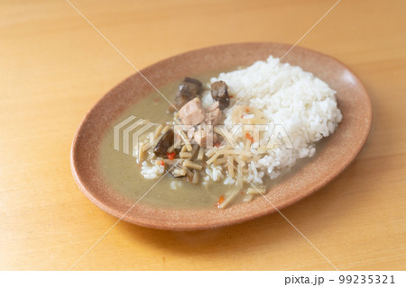 グリーンカレー 99235321