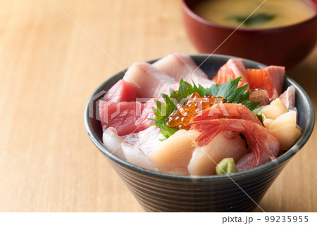 海鮮丼 99235955