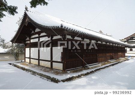 冬の東福寺 東司 京都市東山区 冬の東福寺 東司 京都市東山区 99236992