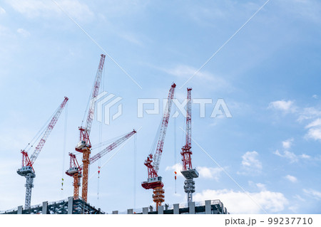 高層ビル建設イメージ 高層ビル建設イメージ 99237710
