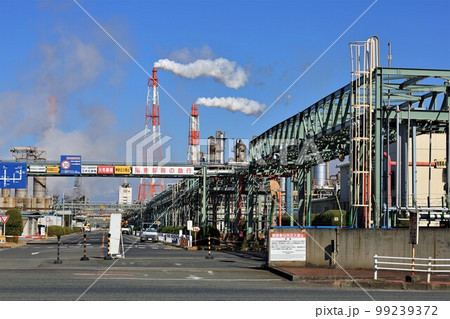 コンビナート・堺泉北臨海工業地帯(大阪府高石市) コンビナート・堺泉北臨海工業地帯(大阪府高石市) 99239372