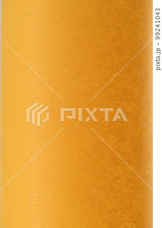 和紙による円筒形表現の背景素材（オレンジ） 99241043