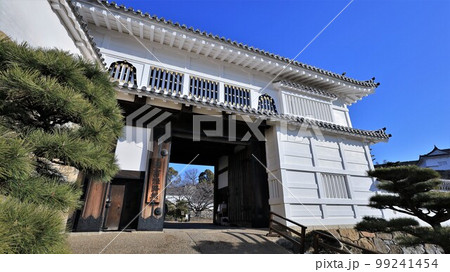 姫路城・菱の門(兵庫県姫路市) 99241454